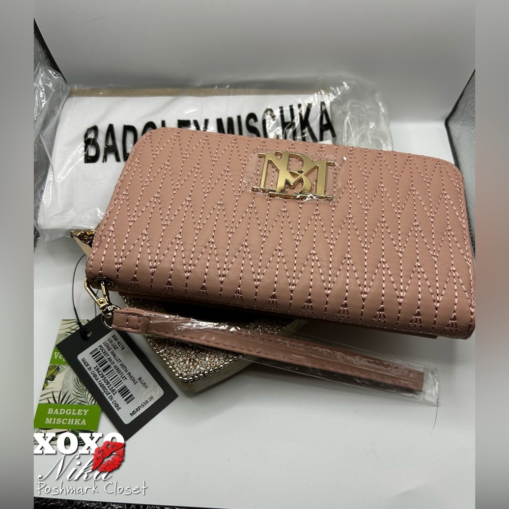 Badgley Mischka Long Wallet with Phone Pocket & Wristlet In Blush NWT MSRP $59